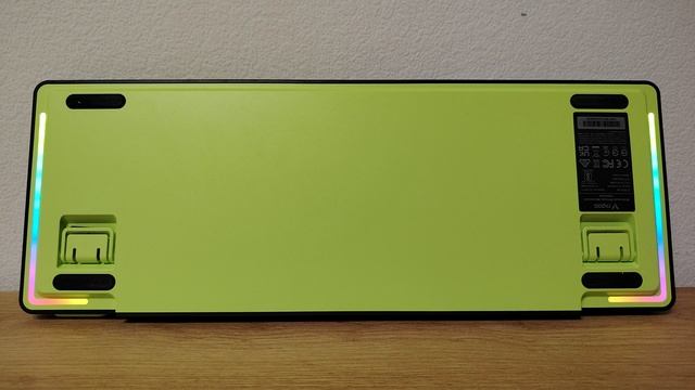 Rapoo V700DIY-98 – боковая подсветка