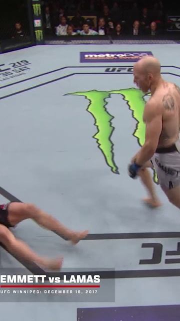 Джош Эмметт главный нокаутер полулегкого веса