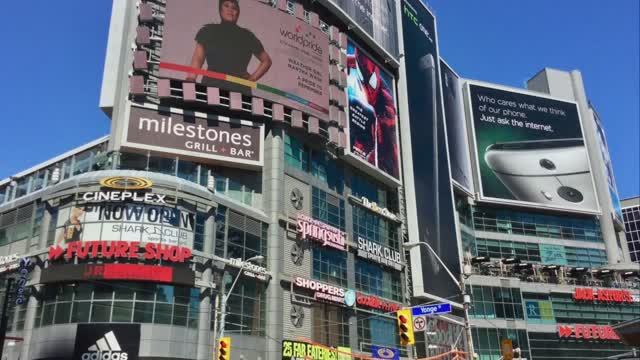 379. Торонто, Канада