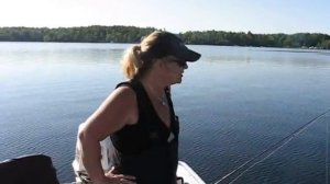 Девушки и рыбалка приколы фэйлы неудачи