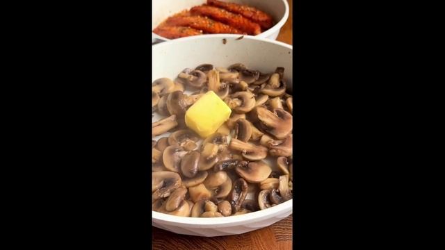 Лосось с овощами