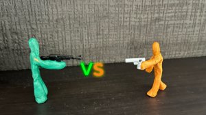 Бой человечков из пластилина