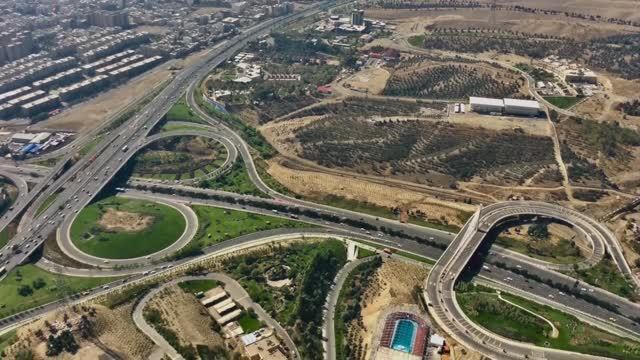 395. Башни Азади и Милад, Тегеран, Иран