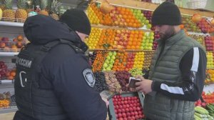 Полиция проверила магазины крупного ритейлера в Выборгском районе Петербурга