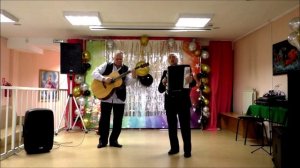 Поёт Александр Безруких. Аккомпаниатор Сергей Юшков. г.Ачинск.11.03.26г. Автор видео Елена Цыганова.