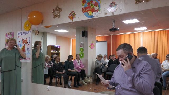 Шуточная сценка «Один дома»