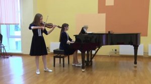 28 Гитинова Милана_Кохановская Екатерина