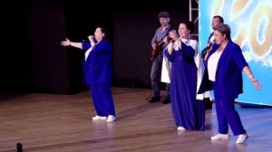 2023 09 10 СОЧИ+Адлер ИРОНИКА - Птица Любовь