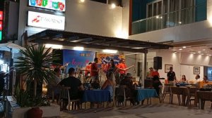 Вечерний Боракай. Живая музыка. Часть вторая.