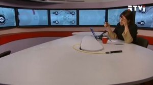 Михаил Веллер назвал ведущую «Эха Москвы» «скотиной» и бросил в нее кружку (480p)