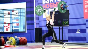 В Сургутском районе собрались сильнейшие тяжелоатлеты России