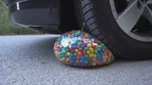 🚗 Давим Машиной Хрустящие и Мягкие Вещи! ЭКСПЕРИМЕНТ 😱 #asmr #satisfying