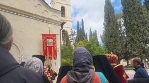 Крестный ход в праздник Обретения Главы Иоанна Крестителя вокруг Часовни на Елеоне