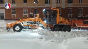 Дорожные службы усилили уборку трасс региона в условиях сильных снегопадов