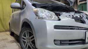 Toyota Ractis. Установка туманок, подрулевой переключатель или кнопка включения туманок.
