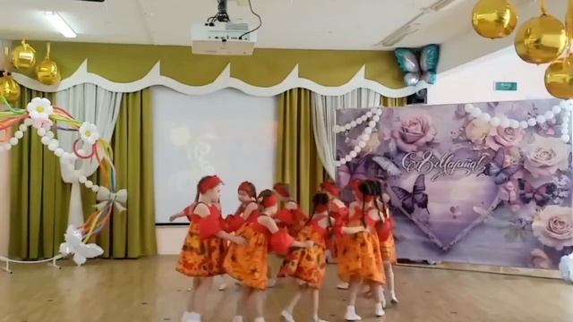 Ансамбль "Капельки" - "Уморилась" - Серов