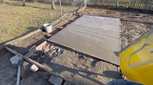 Стройка курятника. Залил плитный фундамент.