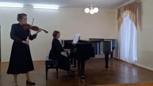 Камерный ансамбль  "Диалоги" Возжаева Е.А.(скрипка) Логинова Н.А.(фортепиано) Э.Элгар  "Салют любви"