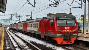 ЭД4М 0418 "Северная Звезда" сообщением Санкт-Петербург - Зеленогорск, на станции Белоостров