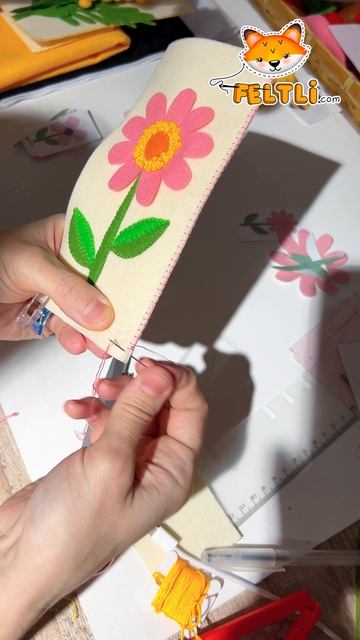 Подарок своими руками из фетра 🍫😋 #веснедорогу #шьюизфетра #подароксвоимируками #feltli #фетр