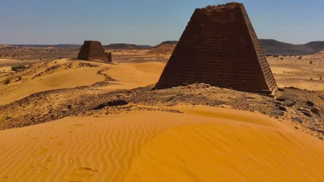 400. Мероэ, Судан