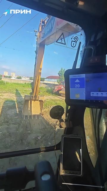 🚜 PrinCe EasyNav – контроль земляных работ прямо из кабины