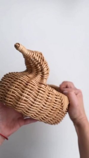 Плетёная уточка