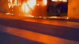 Пассажир намеренно разлил бензин в автобусе в швейцарском Керцерсе. В пожаре 6 погибли, 4 пострадали