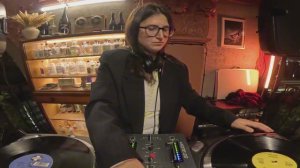 EIGHTEEN X БУТЫЛИСТ