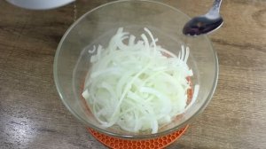 Свинина по-французски в духовке. Получается нежное, сочное мясо.