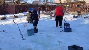 Зарыбление водоёма и поимки форели.