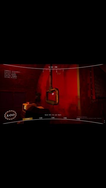 Кекс нашёл игрушку.