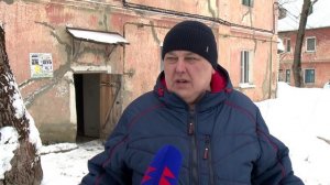 Крыша обрушилась под тяжестью снега в доме 12 по улице Матросова в Арзамасе