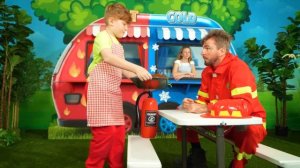 Nastya and Evelyn - Culinary Competition