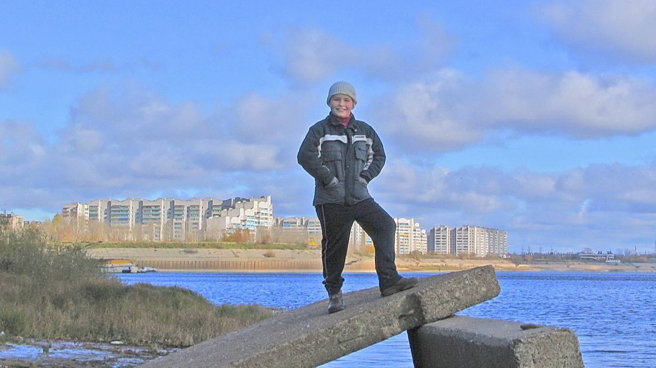 К ЮБИЛЕЮ 20-й ШКОЛЫ ДЗЕРЖИНСКА: «Размороженные - 2011» Весёлая новогодняя сказка для семиклассников