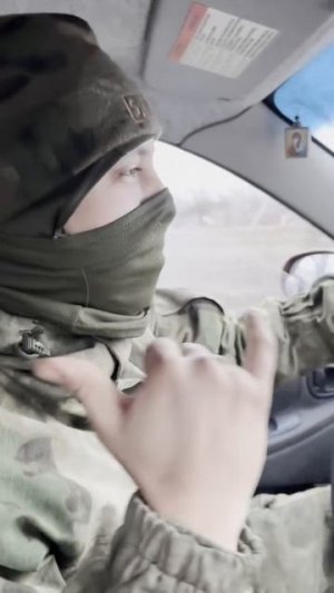От Сироты привет.