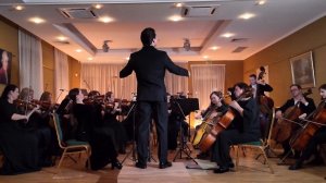 В.А. Моцарт Маленикая ночная серенада 3 часть Менуэт. Дирижёр Евгений Рыжков