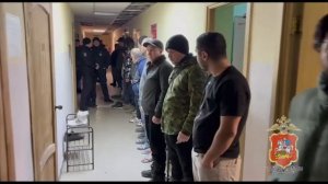 В Мытищах подмосковная полиция выявила в хостеле 33 иностранца с миграционными нарушениями