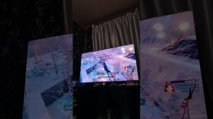 Я играю в двоюродным братом в майлз моралес