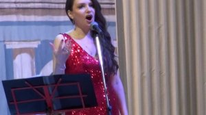 Русский вальс. (А. Пахмутова, Н. Добронравов).  Исполняет Наталья Рязанова.