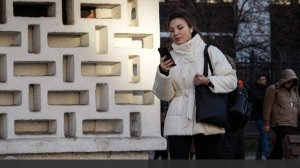 Песков объяснил ограничение интернета в России мерами безопасности