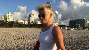 И под солнцем в Майами Бич