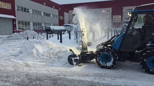 МП 749 работа снегометателя шнекороторного на практике