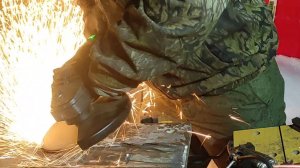 УШМ Интерскол УШМВ - 230/3500 Часть2 (Работа с металлом, замеры потребления)