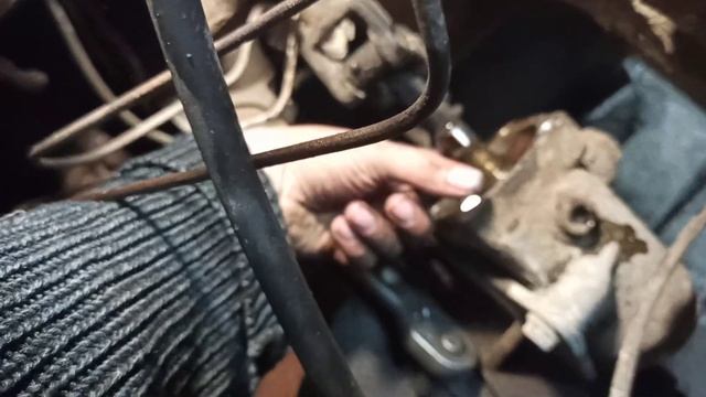 Как убрать люфт руля на газеле без гура. Люфт руля на газели.