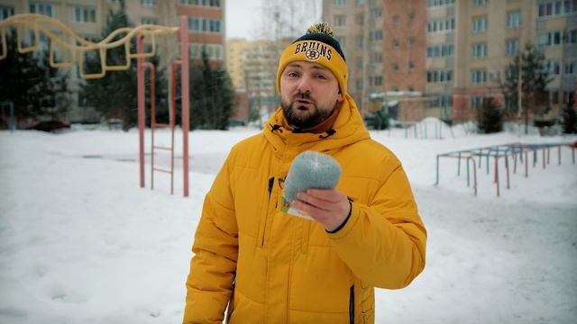 Как открыть ДВЕРЬ пластиковой БУТЫЛКОЙ?! Проверил самые странные лайфхаки