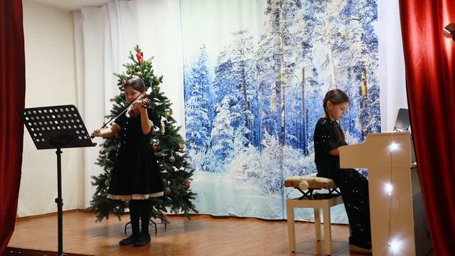 Николь Забелина и Дарина Забелина Тихая ночь Рождественская песня Преп Шульга Валерия школа Мелодия