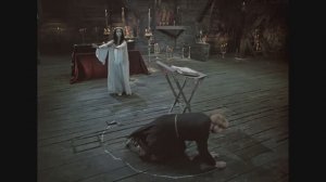 Свят круг спаси! Свят круг сохрани! Фрагменты из фильма "Вий". 1967 г.