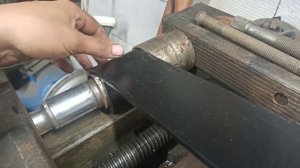 Как вытащить сайлентблок из газелевской рессоры. Замена сайлентблоков рессор на газели.