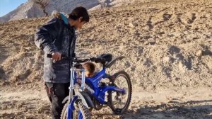 250ч.«В поисках огня: Марьям ищет тепло жизни в горах»